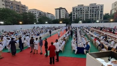 Photo of मुजफ्फर हुसैन के रोजा इफ्तार पार्टी में दिखाई दी गंगा -जमुनी तहजीब का अनोखा नजारा